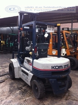 ขาย รถโฟล์คลิฟท์ KOMATSU รุ่น FD20-11