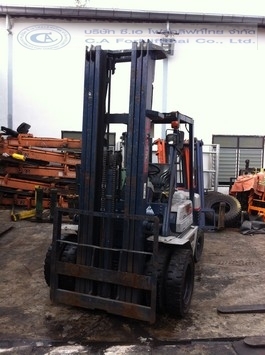 ขาย รถโฟล์คลิฟท์ KOMATSU รุ่น FD20-11