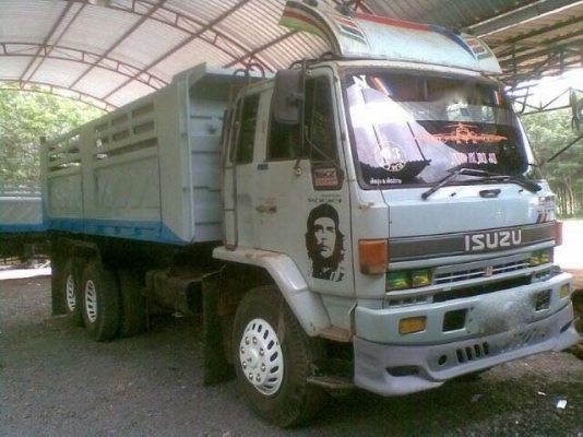 รถอิซูซุ 10 ล้อดั้ม FXZ 240 แรงม้า ปี 38 ( นางฟ้าแท้ )  สนใจติดต่อ 081 - 6079515