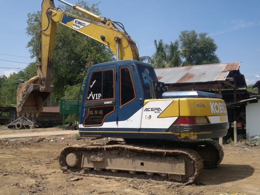 ขายรถแม็คโคร KOBELCO รุ่น SK120 LP 8460