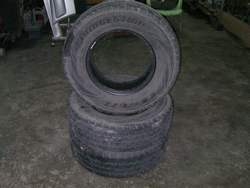 ขายยางรถกระบะ 195/14 สภาพดี