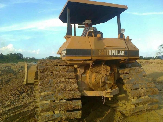 Catterpillar D5H เกียร์ทอค ตีนเป็ด