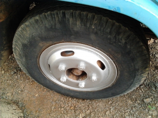 ***ขายแล้วครับขอบคุณ Truck2hand ขาย ขายตัดก่อนเก็บงาน 6ล้อ ISUZU ELF 100 หัวแป เครื่อง4BC2 100แรง ฝาำดำ แน่นๆ ไม่เยิ้ม เกียร์เดิม แปลงเกียร์สายแล้ว พ.พาวเวอร์ ช่วงล่างเดิมๆ คัสซีดี มีต้องเก็บบ้างครับ หัวบางไม่มีผุ ภายในสวย คอนโซลครบ กระบะ4.30ม.คอกไม้พื้นไ