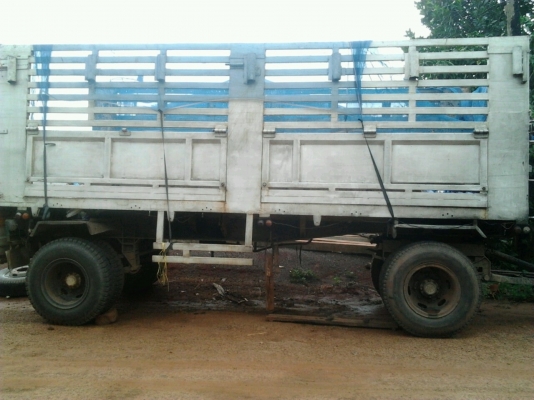 ขายด่วน ลูกพ่วง 2 เพลาไม่ดั๊มพ์ กระบะเหล็กคอกสูงเกษตรความยาว 6.20 เมตรสภาพสวย ช่วงล่างแน่นยางสภาพดี 8 เส้นประมาณ 70\% พร้อมบรรทุกพร้อมใช้งาน เอกสารทะเบียนภาษีครบถูกต้องพร้อมโอน ราคาต่อรองได้ครับ