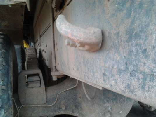 ขาย 10ล้อ2เพลาดั๊ม HINO F-17 เครื่องเดิมEH700 168HP แห้งดีไม่เยิ้ม เกียร์เดิมเข้าง่ายไม่หลุด ช่วงล่างแน่น คัสซีเดิมๆสวย ไม่ผุไม่ดาม สโลวเดิม กระบะดั๊มเหล็กสภาพดี มีผุนิดๆ หัวบางเดิมภายในดี คอนโซลครบ ยางดี5เส้น อีก5เส้นพอใช้ พร้อมใช้ พร้อมลุยงาน ราคาต่อรอง