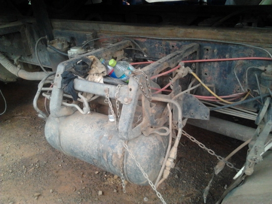 ขาย 10ล้อ2เพลาดั๊ม ISUZU ROCKY240โบ แม่2เพลาดั๊มFXZ23NFY หัวขาว วางเครื่อง6SD1 โบนอก 240 แห้งๆแรงจัด ไม่มีเยิ้ม เกียร์อีตั้น ช่วงล่างแน่น คัสซีใหญ่สวย ไม่ผุไม่บวมไม่ดาม กระบะดั๊มข้างเนียมสภาพดี หัวบางดี ภายในดี กระจังหน้ามีให้ ยางดี10เส้น พร