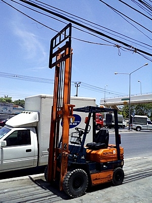 ขายรถยกโตโยต้า 1.5 ตัน รุ่น5 เครื่องเบนซิน กระบอกคู่ ยางตันใหม่ เสาสูง 3 เมตร พวงมาลัยเพาเว่อร์ สีเดิมจากนอก นำเข้าจากญี่ปุ่น ใช้งานได้ทันที ขายรถยกโตโยต้า 1.5 ตัน รุ่น5 เครื่องเบนซิน กระบอกคู่ ยางตันใหม่ เสาสูง 3 เมตร พวงมาลัยเพาเว่อร์ สีเดิมจากนอก นำเข้าจากญี่ปุ่น ใช้งานได้ทันที