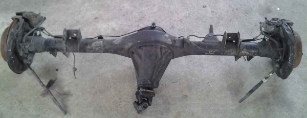 ขายเฟืองท้ายทั้งเส้นน่าจะเป็นของโตโยต้าคราวน์ครับ