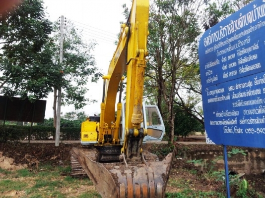 ขายด่วน..รถแบคโฮ SUMITOMO SH200-A1 รถสวยแจ่มทั้งคัน กับพร้อมใช้งาน มีทะเบียนครบ ส่งต่อเพียงงวดละ 22,750 บาท เพียงอีก 45 งวด.