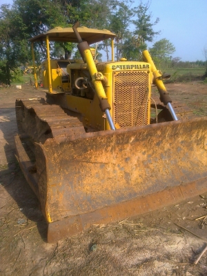 ขายรถแทรคเคอร์ D5 ตีนไก่สภาพพร้อมใซ้โซ่หนาเครื่องดีเอกสารใบสัญญาซื้อขาย