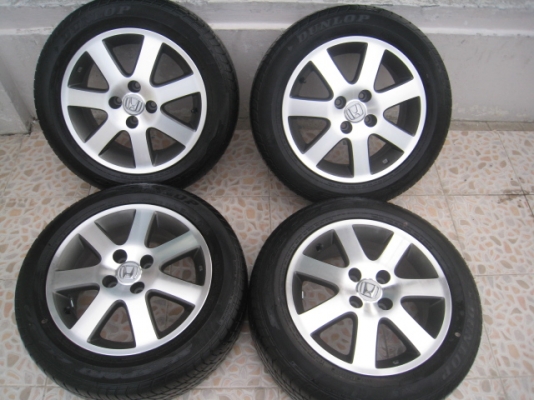 ขายล้อแม็ก civic 7ก้าน 15"x6" et45 4รู100 + ยางปี11 (081-3747940)