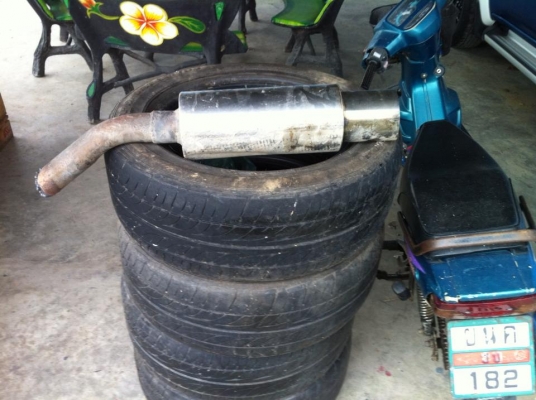 ขายแม็กพร้อมยางMICHELIN ENERGY 215-55-17 ยางปี0511แถมนอ๊ตล้อ20ตัว