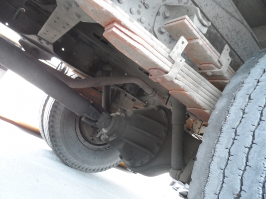 ISUZU NQR120แร5.5 เมตรสภาพดีเครื่องฝาขาวดีมาก แคซซีเดิมๆสวยตลอดเส้นไม่มีสนิม ไม่โกร่ง