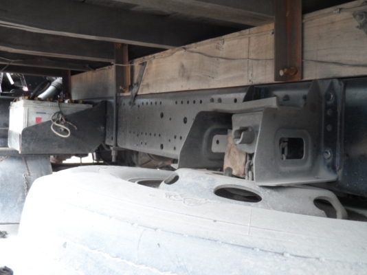 ISUZU NQR120แร5.5 เมตรสภาพดีเครื่องฝาขาวดีมาก แคซซีเดิมๆสวยตลอดเส้นไม่มีสนิม ไม่โกร่ง