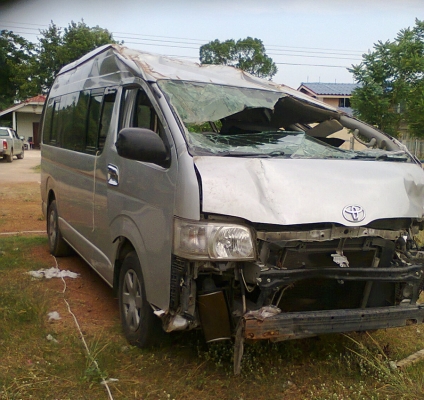 ขายซากรถตู้ TOYOTA