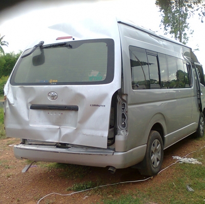 ขายซากรถตู้ TOYOTA