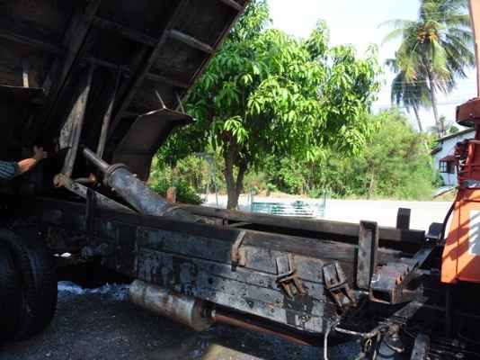 ขายร็อกกี้ 6 ล้อ ดั้ม ติดเครนยูนิค 330 v-turbo 5 ปลอก3 ตัน ขายร็อกกี้ 6 ล้อ ดั้ม ติดเครนยูนิค 330 v-turbo 5 ปลอก3 ตัน