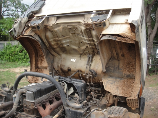 ขายหกล้อดั้มมิตซู แคนเตอร์ 125 แรง