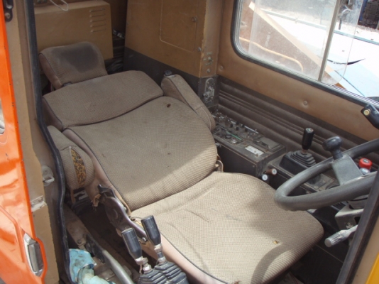 รถเครน TADANO TR250M-5 รถนอกนำเข้า  สภาพดีครับ สนใจสั่งจองกันได้แล้วครับ มานะ 085-9049669