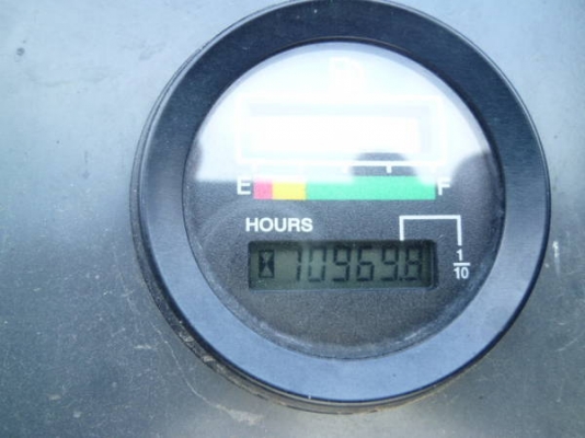 ขายเครื่องปั่นไฟมือสองสภาพดีจากญี่ปุ่น ยี่ห้อ AIRMAN  SDG60AS-3A6 ไม่เคยใช้งานในไทยราคาไม่แพง สนใจติดต่อสอบถามได้ค่ะ 087-3310254  เจี๊ยบค่ะ