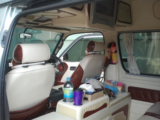 รถตู้หัวจรวด ปี2004 VIP. LPG.