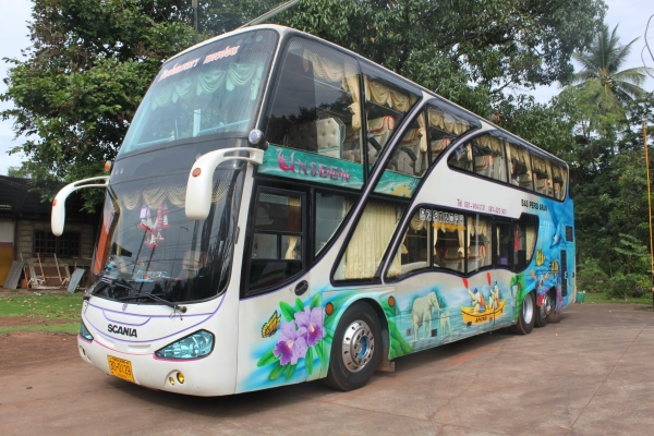 ขายด่วนบัส 8 ล้อ 2 ชั้น