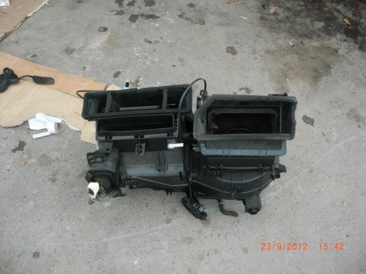 ตู้แอร์ ครบๆ จ้า