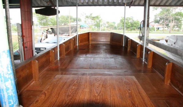 ขายเรือเก๋ง   ยาว 8.20 เมตร