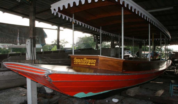 ขายเรือเก๋ง   ยาว 8.20 เมตร