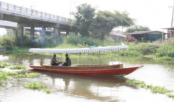 ขายเรือเก๋ง   ยาว 8.20 เมตร