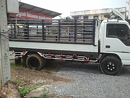 ขาย ISUZU-NPR 130 tubo โฉม EURO2 สีขาว กระบะคาโก้พร้อมคอกเหล็ก รถปี 50 ขาย ISUZU-NPR 130 tubo โฉม EURO2 สีขาว กระบะคาโก้พร้อมคอกเหล็ก รถปี 50