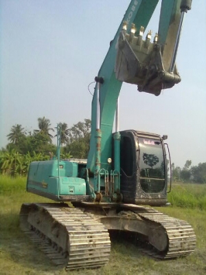 ขายKOBELCO SK 200M6 YN10สภาพสวยพร้อมใช้ ติดต่อได้ที่คุณอ๊อฟ พิจิตร 086-737-9991