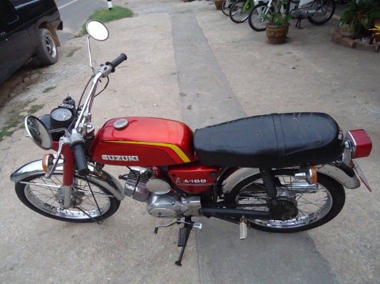 หนุ่ม ปราจีน : ขาย A100 สีแดงสวยๆ ทะเบียน+ชุดโอน ครับ