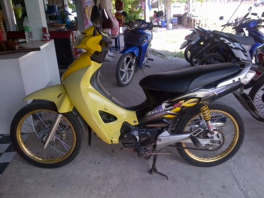 ด่วน!เวฟ125R สต๊าทมือ ปี49 รถเครื่องดีแน่นๆ พร้อมใช้ ทะเบียน+เอกสารโอน ภาษีไม่หมด 088-2197709