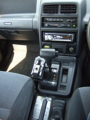 เจ้าของขายฝาก Suzuki Vitara 3Dr - เกียร์ออโต้ สภาพสวยๆ เจ้าของขายฝาก Suzuki Vitara 3Dr - เกียร์ออโต้ สภาพสวยๆ