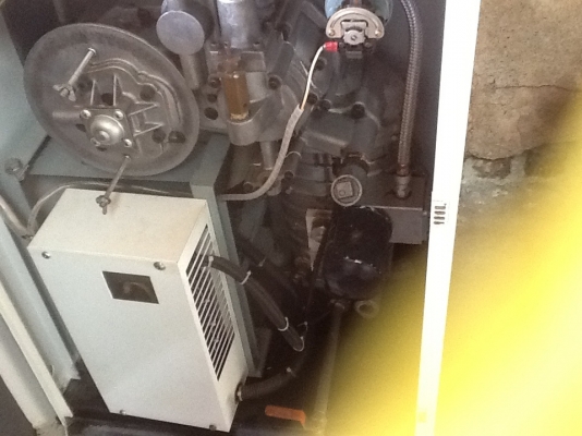 ปั๊มลมสกรู 2Hp Kobe 0833554933