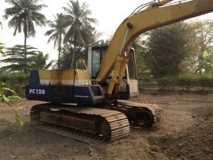 ขายKOMATSU PC120-3