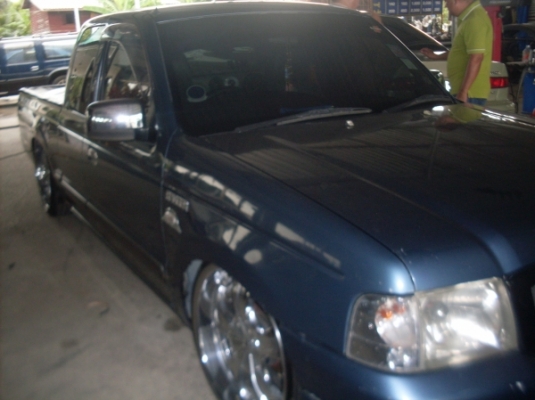 ขายดาวน์  100000   บาท รถไฮโดรลิค  พร้อมเครื่องเสียง