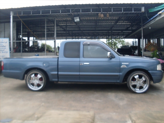 ขายดาวน์ 100000 บาท รถไฮโดรลิค พร้อมเครื่องเสียง ขายดาวน์ 100000 บาท รถไฮโดรลิค พร้อมเครื่องเสียง