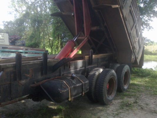 HINO FM186 ดั้มพ์ ( เจ้าอินทรีย์ ) เสื้อเพลา ZM 10 นอต