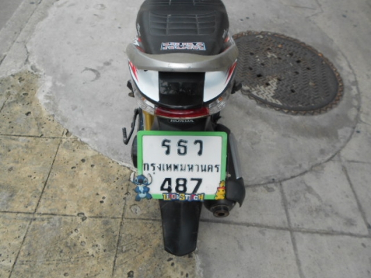 Honda-Click  เครื่องดีครับ ราคาถูกมากๆครับ เข้ามาดูก่อนคับ