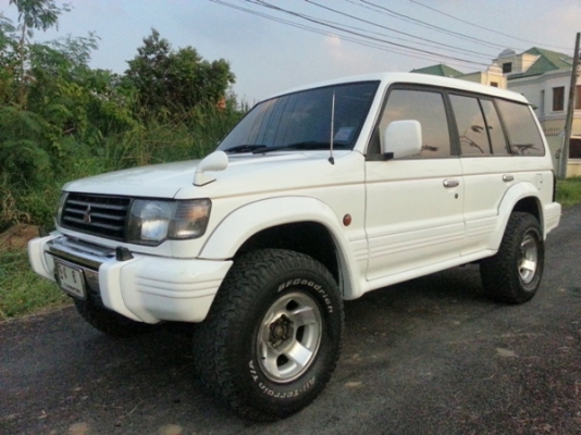 ขายปาเจโร่โชกุน ปี95 เครื่องดีเซล2.5 เกียร์ออโต้