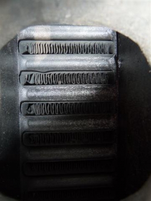 ขาย อินเตอร์ 2500 บาท  27x10x2.5