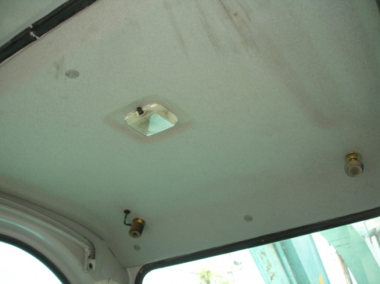 จากญี่ปุ่นถึงไทยแล้วครับ KOBELCO SK135SR-1E SN: YY02-03006 ปี 2002 สภาพสวยมาก ขายถูกนะครับ