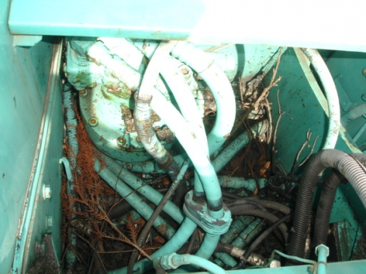 จากญี่ปุ่นถึงไทยแล้วครับ KOBELCO SK135SR-1E SN: YY02-03006 ปี 2002 สภาพสวยมาก ขายถูกนะครับ