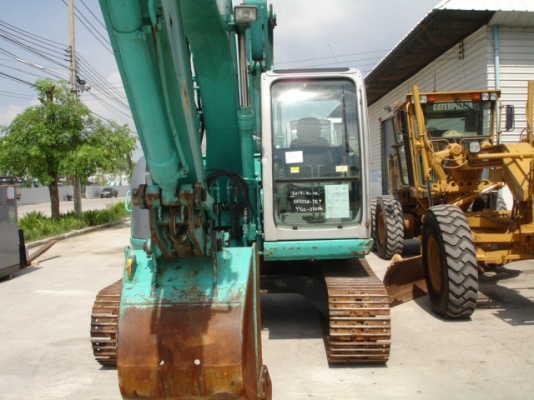จากญี่ปุ่นถึงไทยแล้วครับ KOBELCO SK135SR-1E SN: YY02-03006 ปี 2002 สภาพสวยมาก ขายถูกนะครับ
