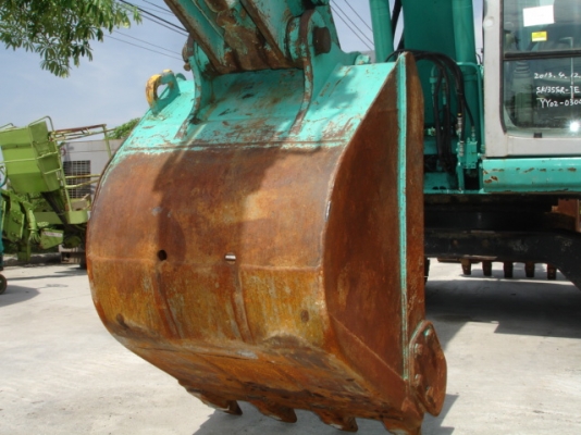 จากญี่ปุ่นถึงไทยแล้วครับ KOBELCO SK135SR-1E SN: YY02-03006 ปี 2002 สภาพสวยมาก ขายถูกนะครับ