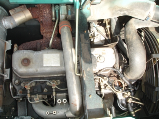 จากญี่ปุ่นถึงไทยแล้วครับ KOBELCO SK135SR-1E SN: YY02-03006 ปี 2002 สภาพสวยมาก ขายถูกนะครับ