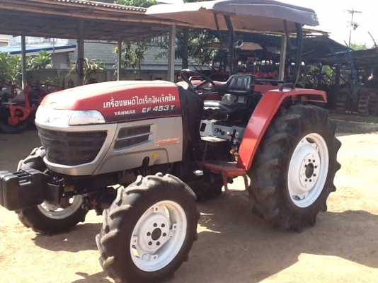 ยันร์ม่า EF 453 T 4 WD 2 เพลา ตัวเแล่า ทำงาน 1092 ชั่วโมงพร้อมใช้ครับ