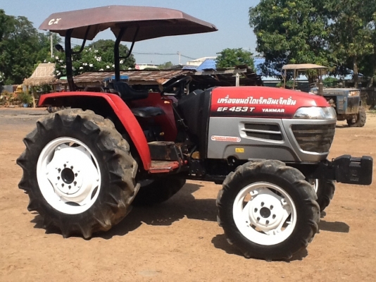 ยันร์ม่า EF 453 T 4 WD 2 เพลา ตัวเแล่า ทำงาน 1092 ชั่วโมงพร้อมใช้ครับ
